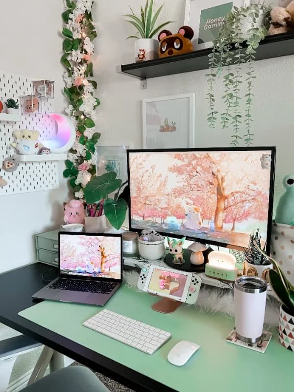 Desk Setup (May 2023)